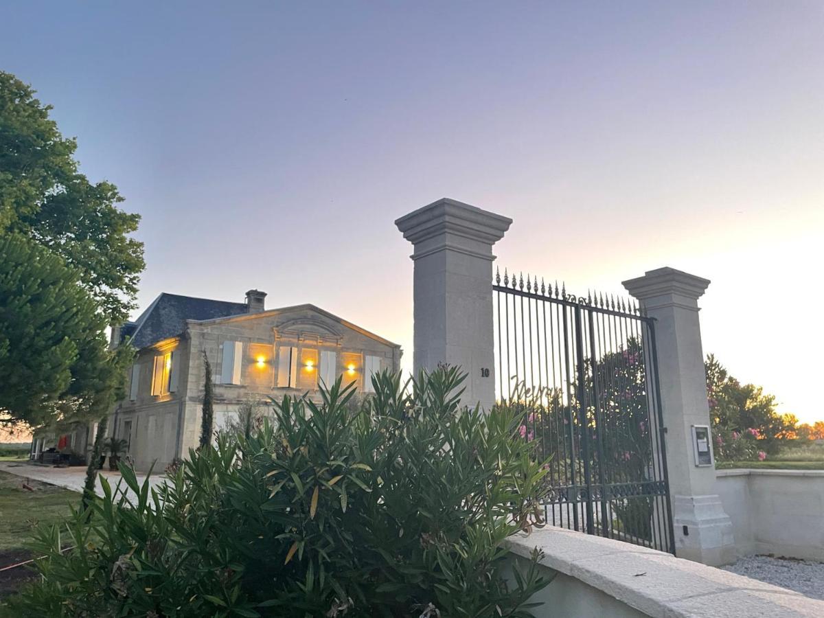 Chateau De Neyran Chambre D'Hotes & Spa Soulac-sur-Mer Eksteriør billede